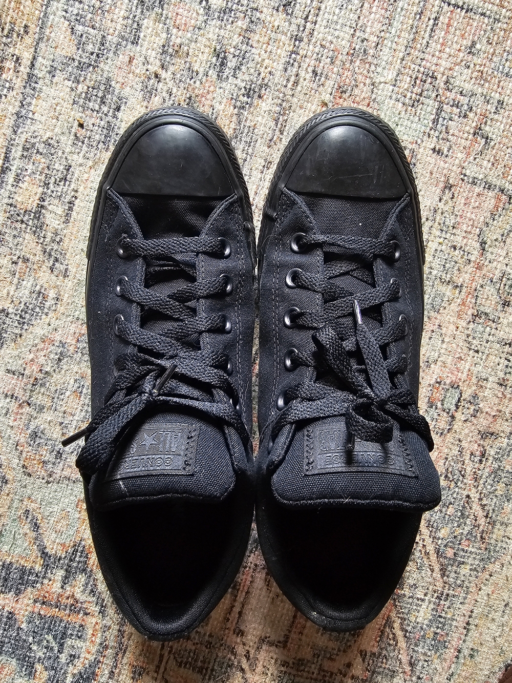 Converse Men's Black Canvas Low-Top Sneakers